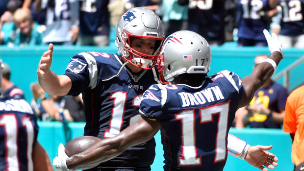 patriots-tom-brady-antonio-brown.jpg